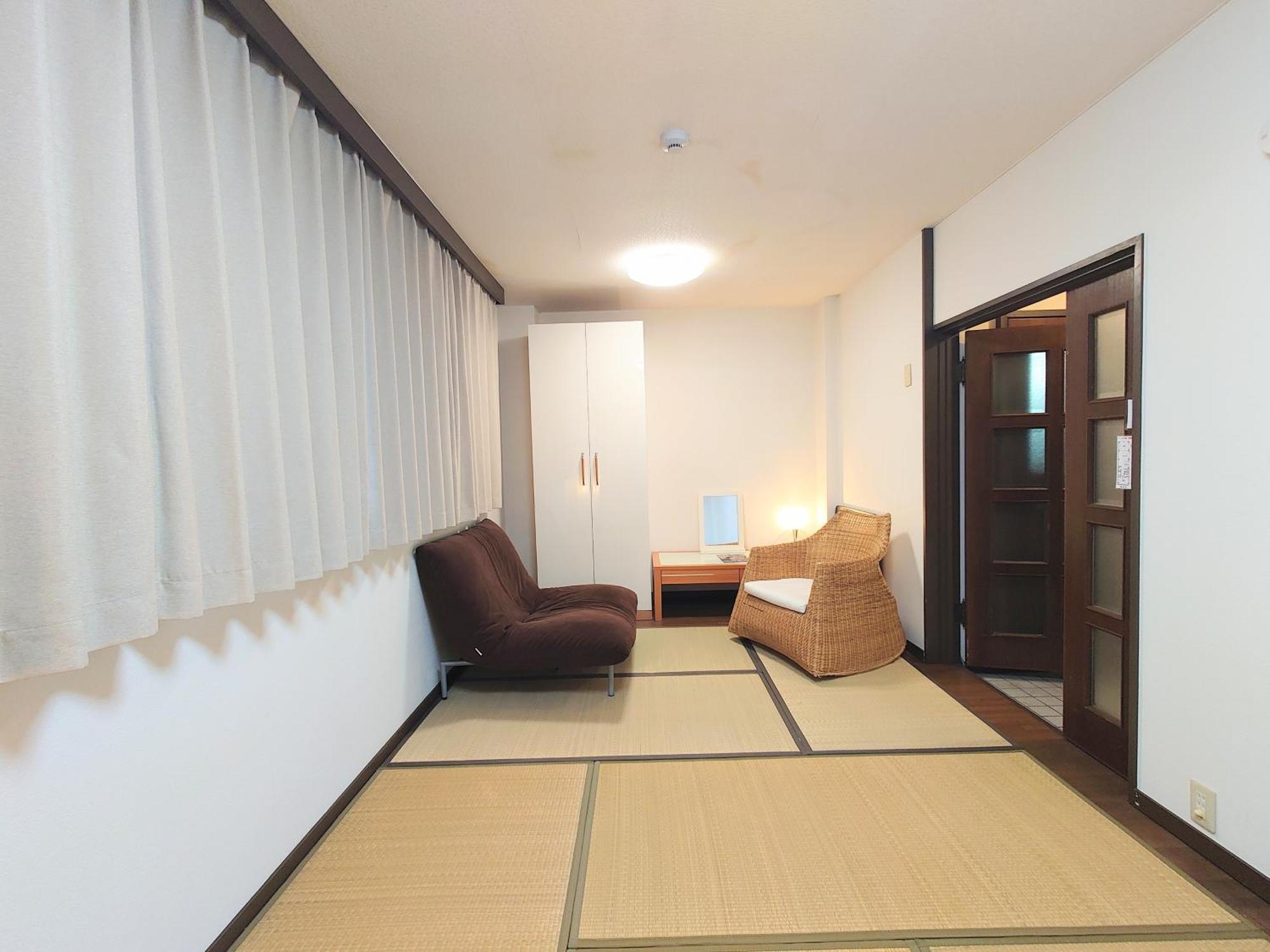 Ferienwohnung Base Ōsaka Exterior foto