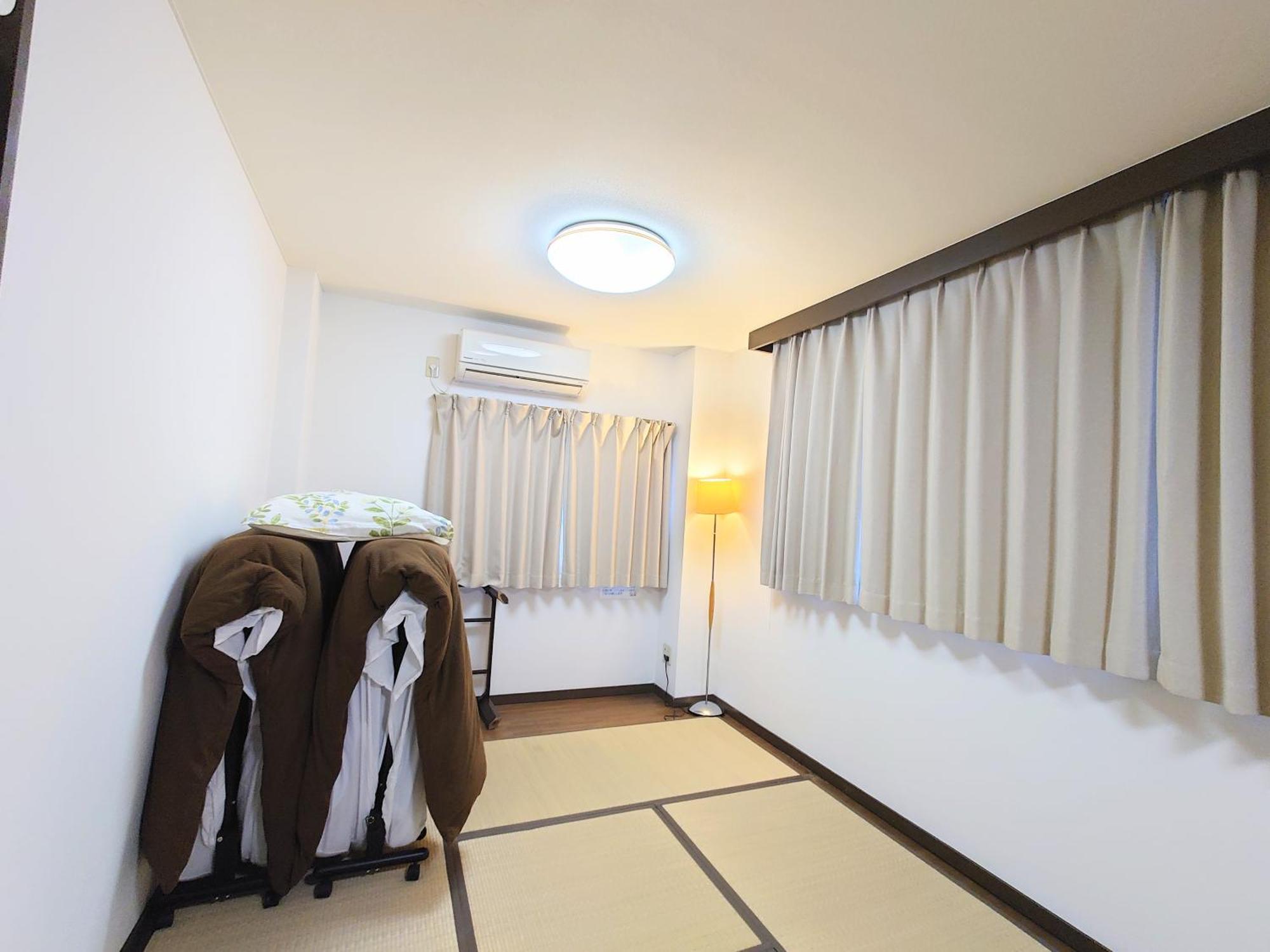 Ferienwohnung Base Ōsaka Exterior foto