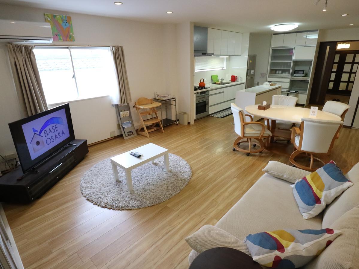 Ferienwohnung Base Ōsaka Exterior foto